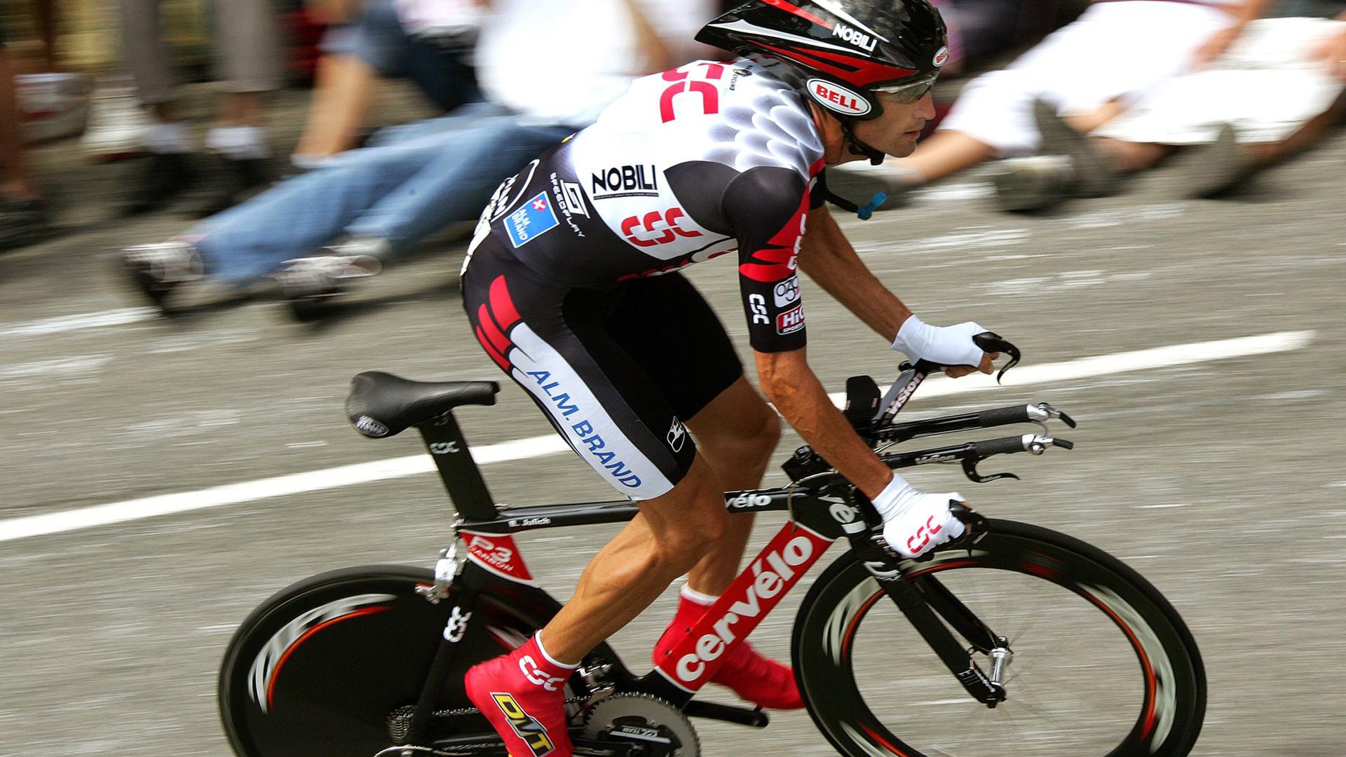 全新击球技巧突破传统打法，引发热议，击球步法